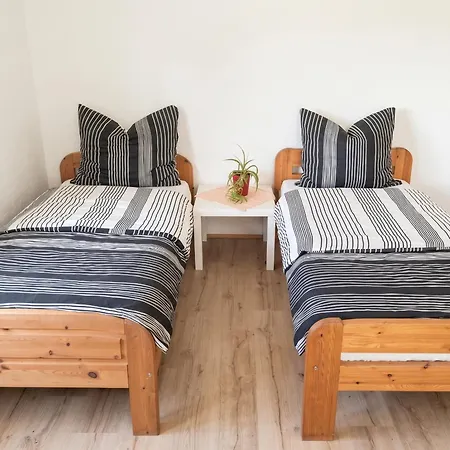 50 M² With Terrace Apartamento
